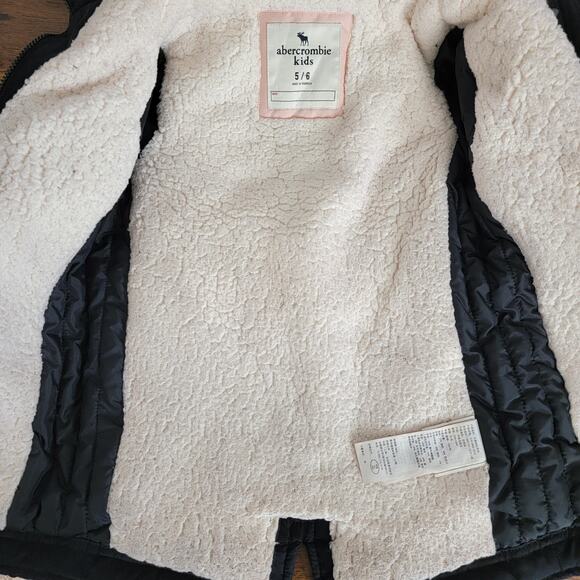 Abercrombie Kids Parka Winter Jacket Coat A&F Sz 5/6 Unisex Black Sherpa Warm - Picture 7 of 10